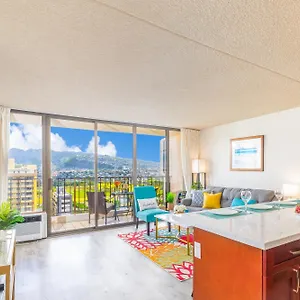 https://beautiful-17th-floor-condo-with-ac-wifi-parking-short.hotelsinhawaii.org