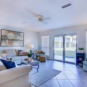 2 B, Three Bedroom Townhome Holiday home
